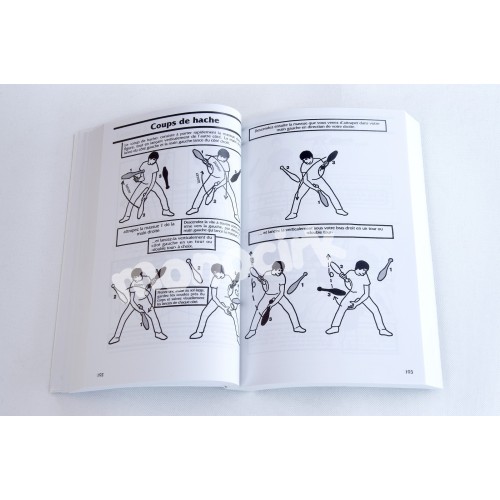 livre "la jonglerie simple et facile" par Dave Finnigan 580 page