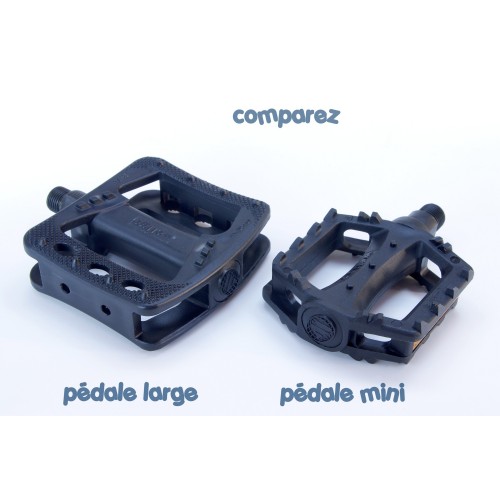 mini pédales 1/2 BMX plastique, magasin monocycle cirque Nantes 44