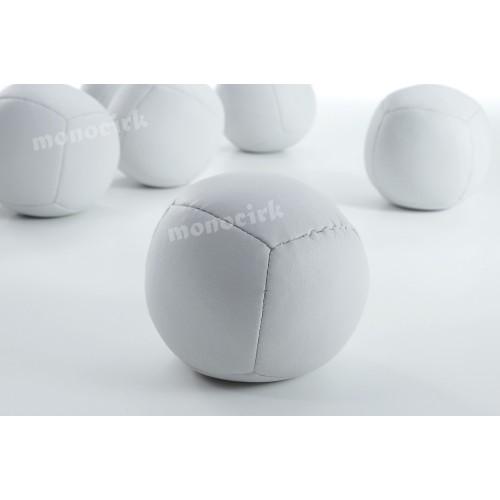 jonglerie petite balle cube 58mm blanche 90g, matériel cirque Nantes