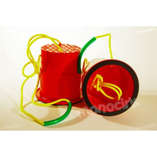 boîtes à ficelles échasses enfants