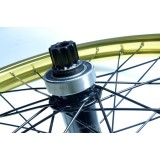 monocycles magasin à Nantes, roue freestyle 20" complète pneu blanc